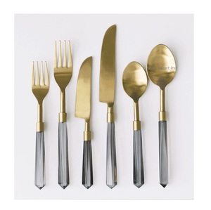 Ensembles de couverts en métal de qualité supérieure avec poignée en acrylique gris couleur or pour ensembles de couverts de vaisselle d'hôtel et de mariage - Product Image 1