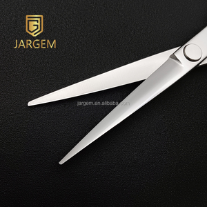 Tijeras de Peluquería Curvas Extremas de Primera Calidad, Tijeras de Corte de Pelo Personalizadas de Acero Japonés VG10 para Cortes de Precisión - Product Image 2