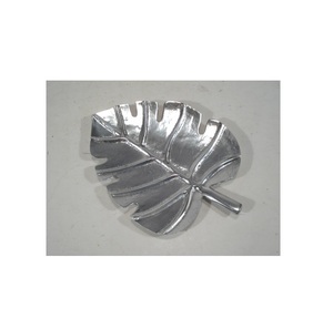 Assiette décorative de service de <span class=keywords><strong>snack</strong></span> et de nourriture en métal argenté à pointe martelée - Product Image 5