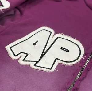 Sweat à capuche personnalisé OEM en coton épais imperméable avec broderie vieillie, poche, pour homme, hiver, vintage, motif délavé à l'acide - Product Image 4
