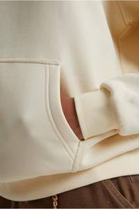 Sudadera con capucha de algodón 100% al por mayor, estilo urbano, color beige sólido, con logotipo bordado para mujer - Product Image 2