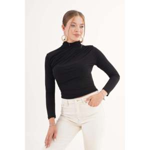 Blusa Negra de Cuello Alto con Hombros y Cintura Fruncidos, Tejido de Punto, Venta al Por Mayor - Product Image 2