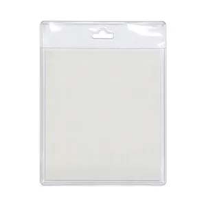 Porte-badge personnalisé transparent en PVC - Product Image 3