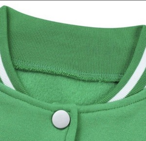 Chaqueta vaquera universitaria de chenilla de cuero orgánico para mujer, de talla grande, manga larga, recortada, de punto, teñido liso, nuevo diseño, lana corta - Product Image 4