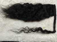 Extension de queue de cheval de cheveux humains bouclés rebondissants avec texture douce pour un volume instantané et un aspect naturel dans le style de tous les jours