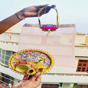 Qualité supérieure fabriqué à la main carré écologique résistant à la chaleur Diwali maison décorative fournisseur indien bougeoir lanternes - Product Image 1