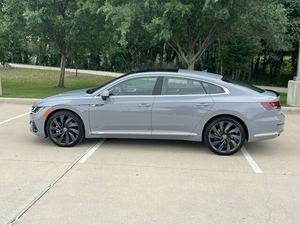 Offre Spéciale : Volkswagen Arteon 2023 d'occasion, état impeccable. 0 T - PRÊT À EXPÉDIER - Product Image 4