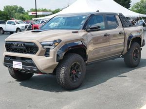 Meilleure Offre Toyota Tacoma TRD Sport Double Cabine 4WD d'Occasion de 2025 - Product Image 4