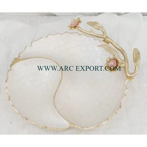 Nouveau design de luxe bol de vaisselle plateau de table en métal bol de service et plateaux pour mariage et événement plats de service de fruits - Product Image 1