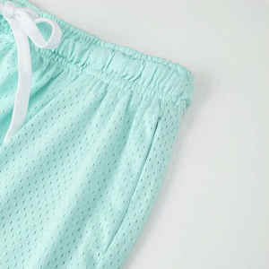 Short de sport pour homme avec logo personnalisé Short de sport écologique et uni pour la plage Pantalon en maille d'été Short de bain de plage décontracté - Product Image 5