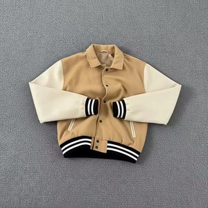 Veste de baseball d'hiver pour homme sur mesure de haute qualité, en toile rouge, col montant, garniture en peau de mouton, design de lettreman, best-seller - Product Image 1