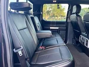 FORD F-250 SUPER DUTY LARIAT TREMOR 2020 d'occasion, conduite à gauche/droite - Product Image 5