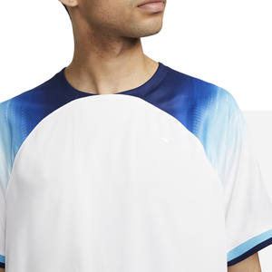 Maillot de football entièrement sublimé et maillot de football pour les jeunes 100% polyester tissu de haute qualité fabriqué au Pakistan - Product Image 6