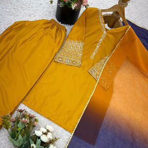 Salwar Kameez de Seda Satén Natural, Completamente Cosido, Listo para Usar, Bordado con Lentejuelas, Mangas Largas, Reversible, Moderno para Fiestas - Product Image 1