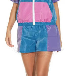 Gym Wear Crop Quick Dry Pullover Femmes Deux Pièces Ensembles Pour Couleur Personnalisée Jogging Coupe-Vent Shorts Ensembles - Product Image 6