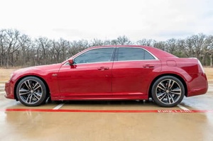 2013 CHR-YSLER 300 SRT8 - Product Image 4