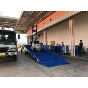 Rampe de quai hydraulique en acier nervuré de 10 tonnes Meilleur prix Caractéristique antidérapante Cylindre de chariot élévateur Pompe à main combinée Moteur 1 an 220v - Product Image 4