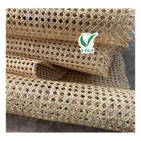 Rollo de cinta de caña de ratán vietnamita tradicional para puertas de paneles decorativos y diseño de tapicería