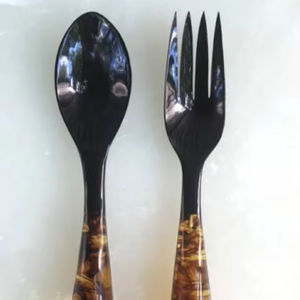 Juego de cubiertos de cuerno de cuchara orgánica para comedor Juego de cuchillo y cuchara de tenedor de cuerno de calidad superior para comidas elegantes - Product Image 1