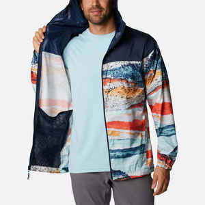 Top Quality Windbreaker Es una chaqueta cortavientos informal de hip hop hecha de tela de nailon suave con forro de malla para unisex - Product Image 4