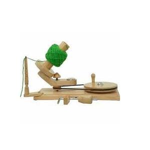 Enrouleur de fil manuel en bois fait main, durable, en bois naturel |   Accessoire de tricot durable pour pelotes de laine à tirage central - Product Image 1