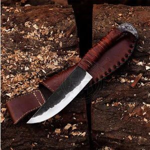 Couteau utilitaire médiéval forgé à la main en acier à haute teneur en carbone, lame pleine longueur de 130 mm, style antique Viking, pour la chasse - Product Image 2