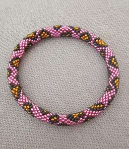 Pulsera con cuentas ecológica Joyería inspirada en la naturaleza de MD Handicraft - Product Image 1