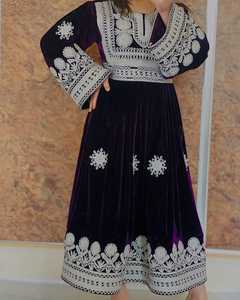 ชุดเดรสแบนจาราโบราณสไตล์วินเทจปักเลื่อมลายด้วยมือชุดเดรสที่มีเอกลักษณ์แบบโบฮีเมียนซักได้ - Product Image 2