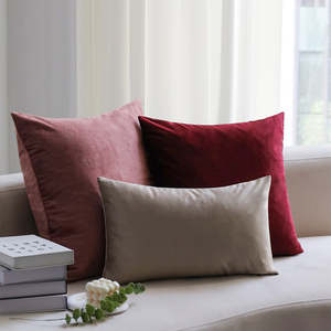 Juego de 3 Cojines Decorativos de Terciopelo en Tonos Rojo Vino Empolvado y Plateado, 3 Tamaños, para Decoración - Product Image 4