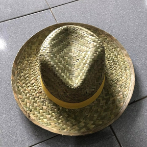 Premium Vietnam fait à la main jonc de mer feuille de palmier chapeau de paille Logo personnalisé élégant chapeau de soleil à large bord pour la fête de mariage voyage Resort cadeau - Product Image 1