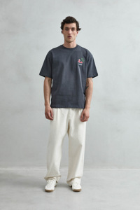 T-shirt a maniche corte in cotone 100% grigio scuro, vestibilità regolare, fantasia floreale, stile casual da vacanza, 240 grammi, anti-pilling - Product Image 5