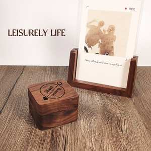 Boîte à bijoux en bois de noyer noir à fente unique Vente en gros - Product Image 2