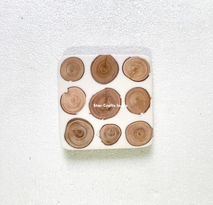 Meilleure qualité sous-verres tapis en résine de bois tampons ronds maison hôtel naturel rond résine époxy acacia accessoires de cuisine - Product Image 1