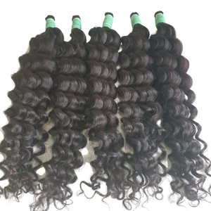 Vendeur en gros de cheveux indonésiens, cheveux vierges humains Remy en vrac, 100% naturels, bouclés ou lisses - Product Image 1