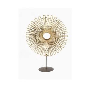 Figurine de gymnastique élégante Objet de table sculptural Accent unique pour les intérieurs modernes Espaces de bureau et affichage inspiré du fitness - Product Image 4