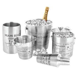 Elegante Kit de mixología Juego de barras de metal con texto impreso para el hogar y las fiestas - Product Image 1