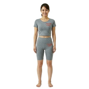 Conjunto de Ropa Deportiva de Verano con Logotipo Personalizado, Camiseta y Pantalones Cortos para Mujer, Conjunto de Yoga de Dos Piezas para Mujer, Ropa de Fitness - Product Image 3
