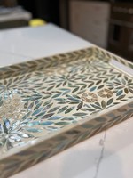 Plateau de service de luxe en rotin tressé avec incrustation de nacre, motif végétal, base en bois décorative, panier tissé