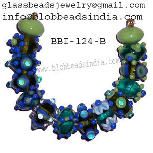 Bracelets de perles de verre artisanales Perles de verre en vrac pour la conception de bracelets uniques Bracelets de perles de verre au chalumeau faits à la main - Product Image 6