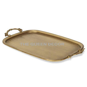 ถาดเสิร์ฟหรือถาดเสิร์ฟอาหารทรงสี่เหลี่ยมโลหะสีทองไม่เหมือนใครสำหรับโรงแรมร้านอาหารและรับประทานอาหาร - Product Image 4