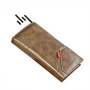 กระเป๋าสตางค์หนังสังเคราะห์สำหรับผู้ชาย ดีไซน์พรีเมียม ทนทาน บางเฉียบ พับได้ ใส่บัตรได้ จัดระเบียบเงินสดอย่างมีสไตล์ ทันสมัย - Product Image 6