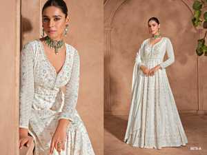 Chinon lourd de vêtements occasionnels à la mode avec fabricant de costumes Salwar de broderie de paillettes de l'Inde à des taux bon marché - Product Image 2