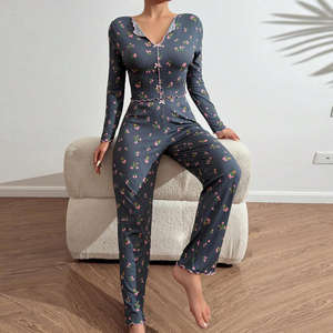 Full-Length Women's Sleepwear with Elastic Waist - Product Image 3