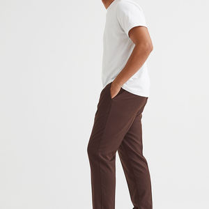 กางเกงจ็อกเกอร์ขายส่งแบบใหม่ ดีไซน์เรียบง่าย กางเกงวอร์มขายาวสำหรับผู้ชาย OEM เนื้อผ้านุ่ม กางเกงกีฬาผู้ชาย - Product Image 2