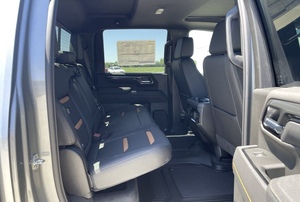 Camioneta GMC Sierra 3500 HD 4x4 2025 de Alta Calidad, Motor Diésel V8 Turboalimentado de 6.6L, 4 Puertas, Transmisión Automática - Product Image 3