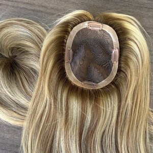 Set de Topper Mono Rubio Miel con Raíces, 3x6" para Parte Lateral y 5x6.5" para la Corona, 16 Pulgadas, 130% de Densidad, Cabello Natural, Sin Compromiso - Product Image 5