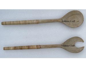 ชุดเครื่องใช้บนโต๊ะอาหารอินทรีย์,ชุดอุปกรณ์ทำสลัดด้วยมือวัสดุ Eco เซิร์ฟเวอร์สลัดไม้พร้อมด้ามหวายช้อนส้อมพร้อมด้ามหวาย - Product Image 1