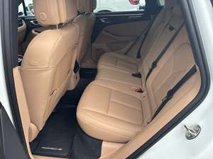 Porsche Macan SUV Crossover 2025 Usado en Excelentes Condiciones - Product Image 3