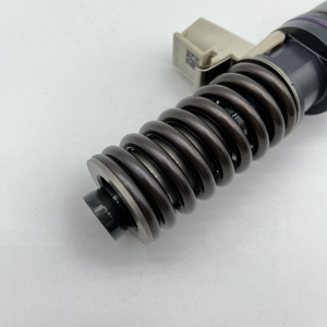 2025 nóng bán hiệu suất cao Common Rail tái sản xuất nhiên liệu phun 22027807 van cho Volvo 4-pin động cơ cho vovlo MD11 us13 - Product Image 5