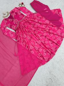 Belle Designer Nayra Cut Suit Avec Intérieur Et Pent-Dupatta Avec Impression Numérique Avec Travail À La Main - Product Image 5